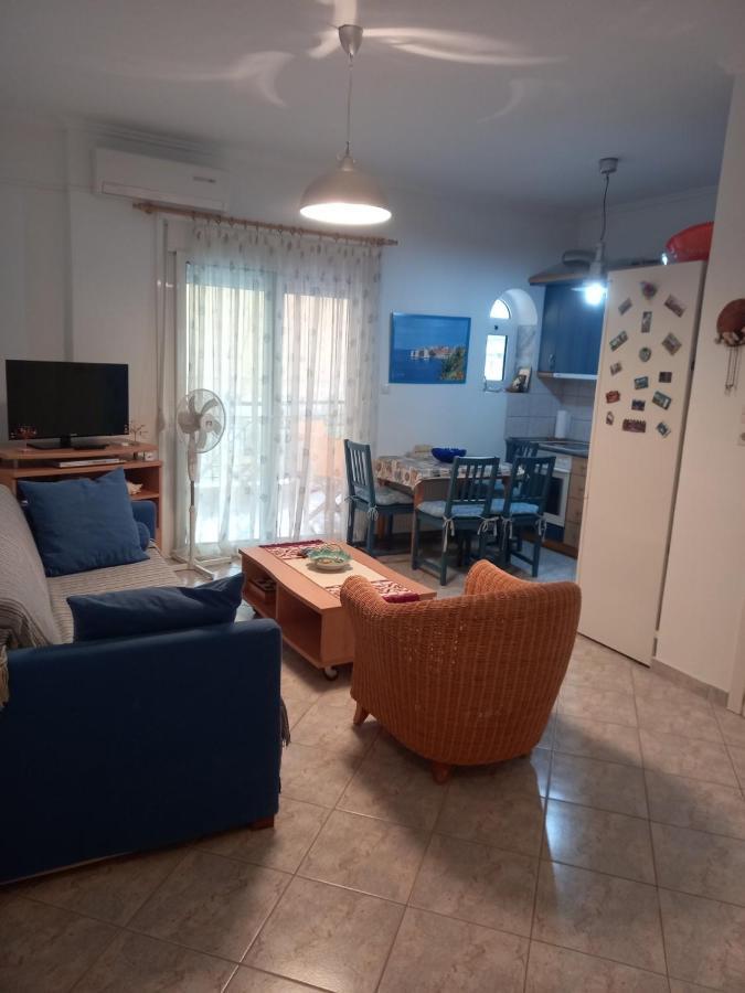 Apartment Giannis House *